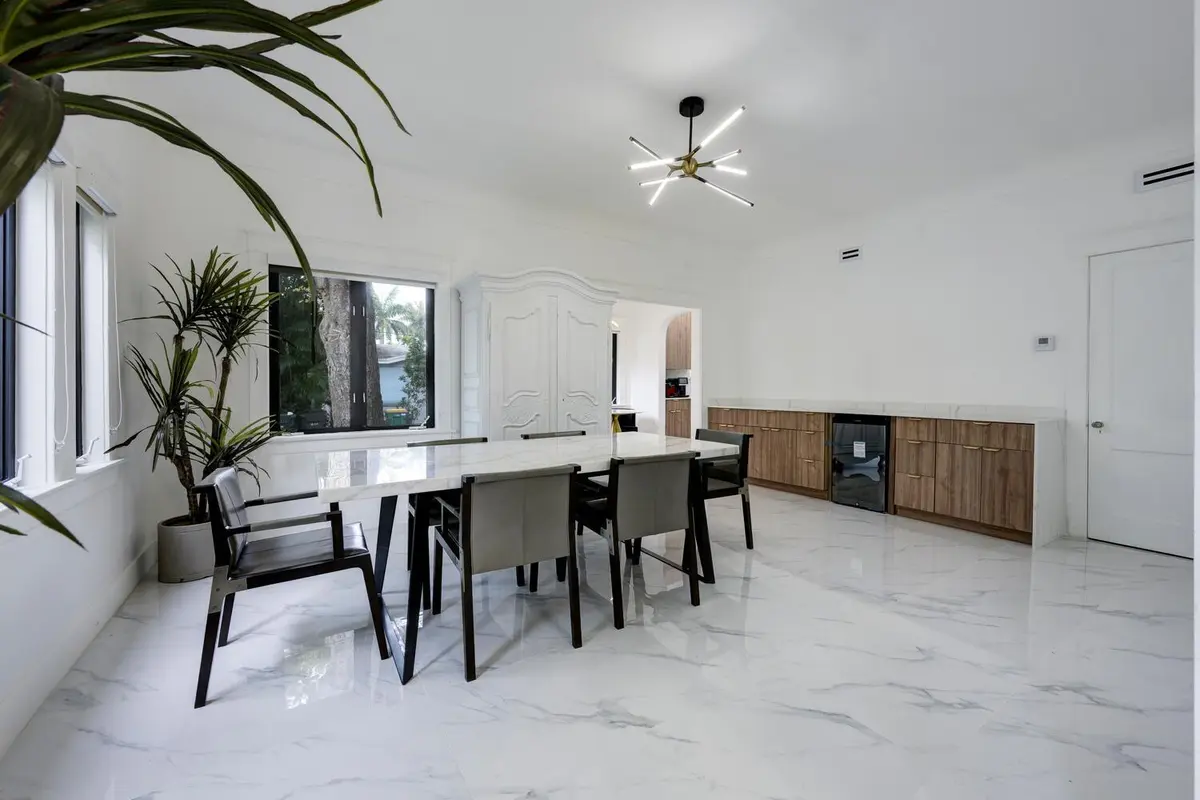 1629 S Lakeside Dr Lake Worth-large-006- at 1629 S Lakeside Drive, Lake Worth Beach
