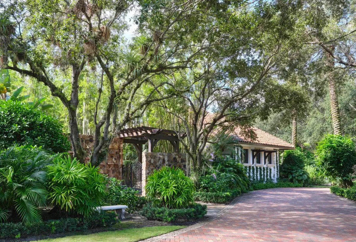 Driveway at 12227 Tillinghast Circle, Palm Beach Gardens