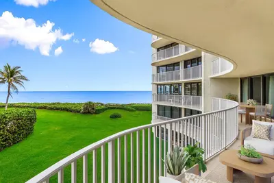 3360 S Ocean Boulevard 3bi, Palm Beach – sold
