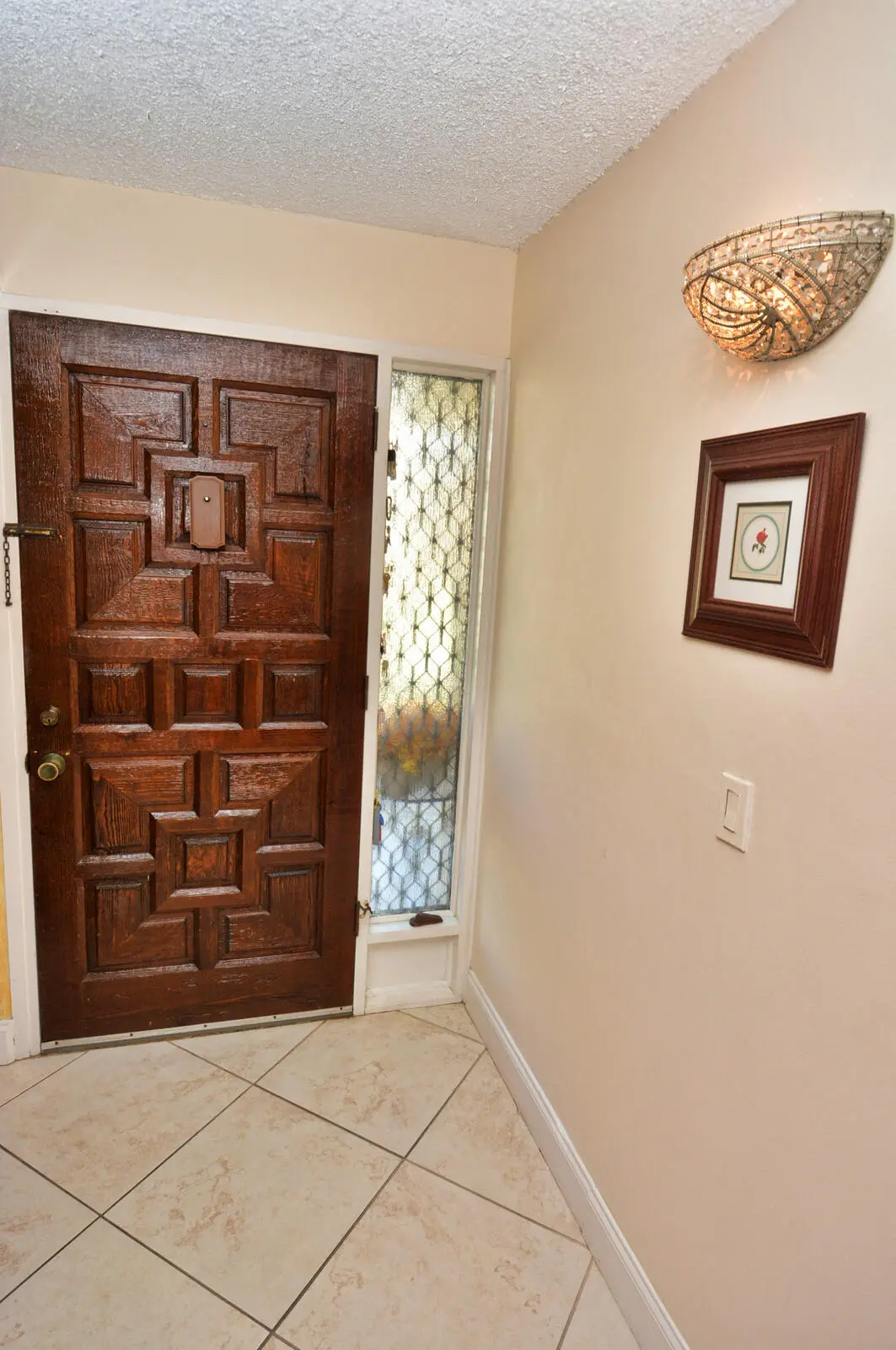 Entry at 1500 NE 13th Terrace G4, Jensen Beach