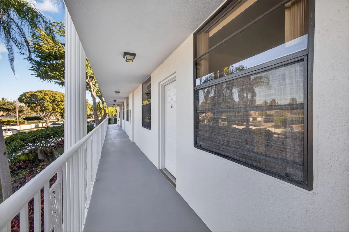 4-web-or-mls-5D1A3025 at 3716 Whitehall Drive 203, West Palm Beach