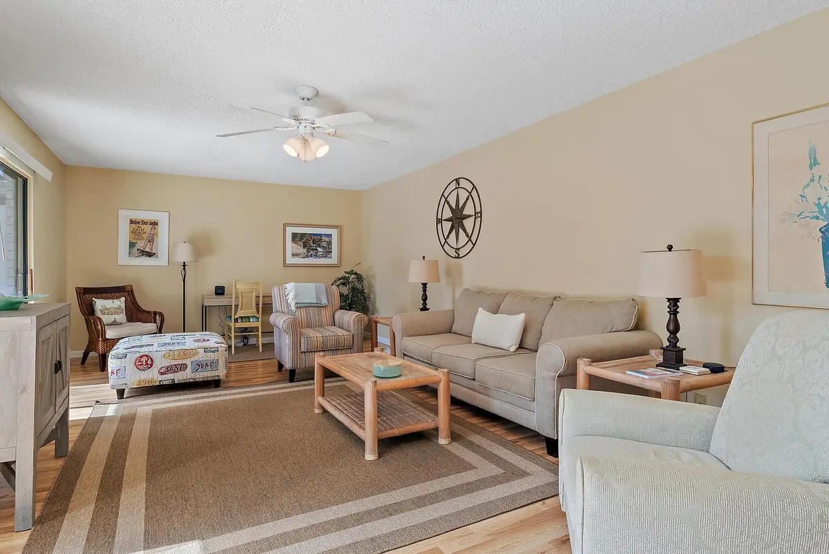 Living at 1420 Ocean Way 28c, Jupiter