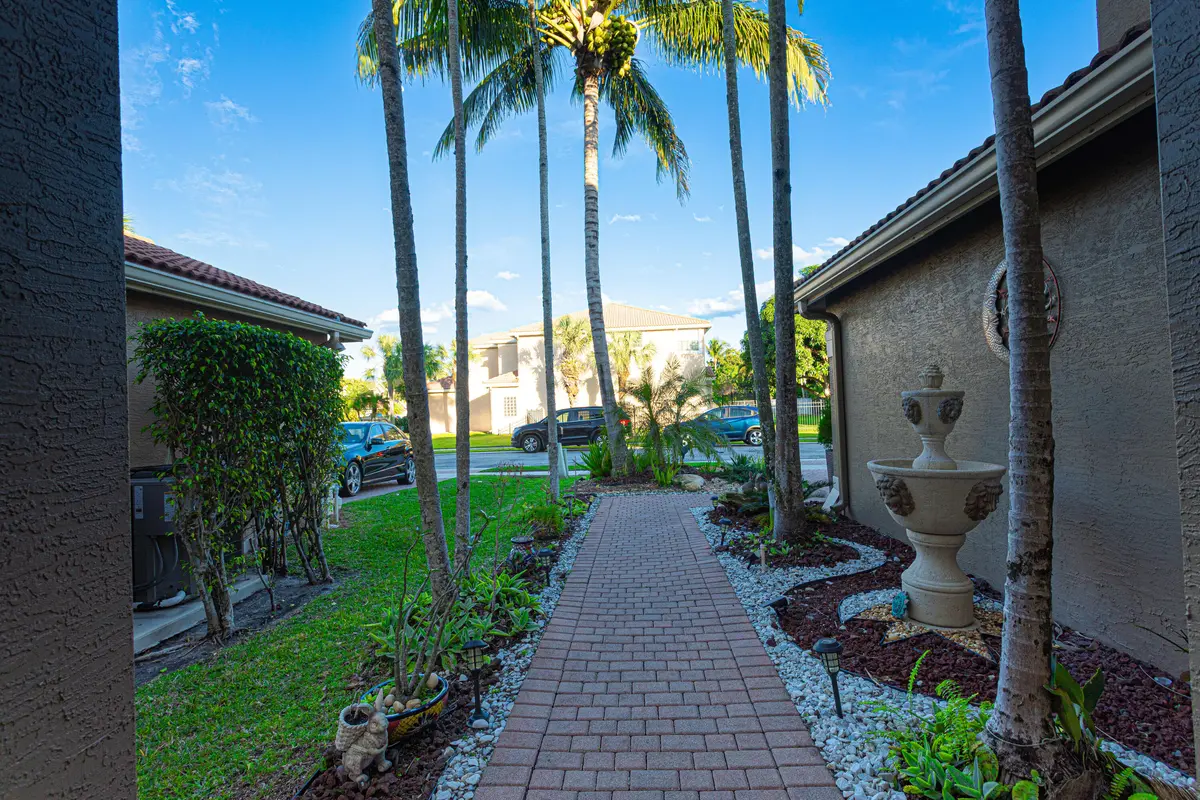 casa-6_1 at 5321 Island Gypsy Drive, Greenacres