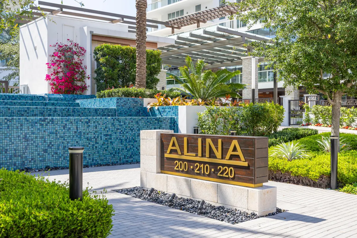 Alina Front Entrance at 220 SE Mizner Boulevard 220, Boca Raton