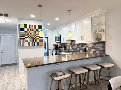 1360 NW 19th Terrace 202, Delray Beach – sold