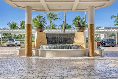 2700 N Ocean Drive 2003b, Singer Island – Condominium for rent