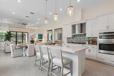 560 SE Fascino Circle, Port St. Lucie – Single Family Residence for sale