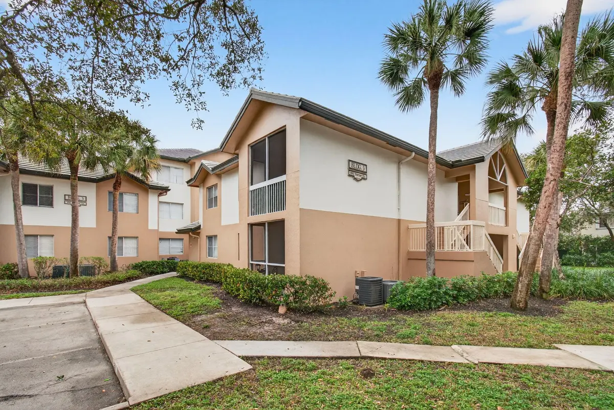 4-web-or-mls-DSC_3244 at 9901 Westview Drive 324, Coral Springs