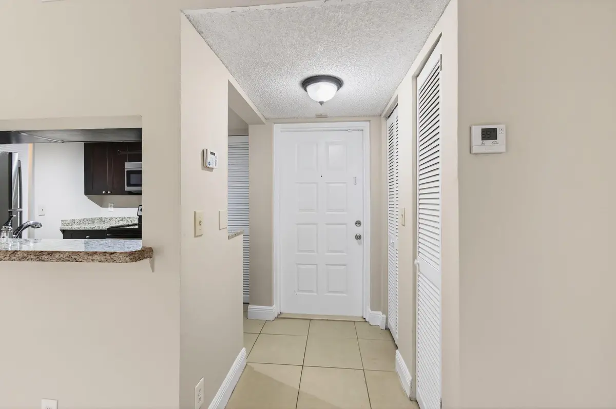 10-web-or-mls-DSC_2889 at 9901 Westview Drive 324, Coral Springs