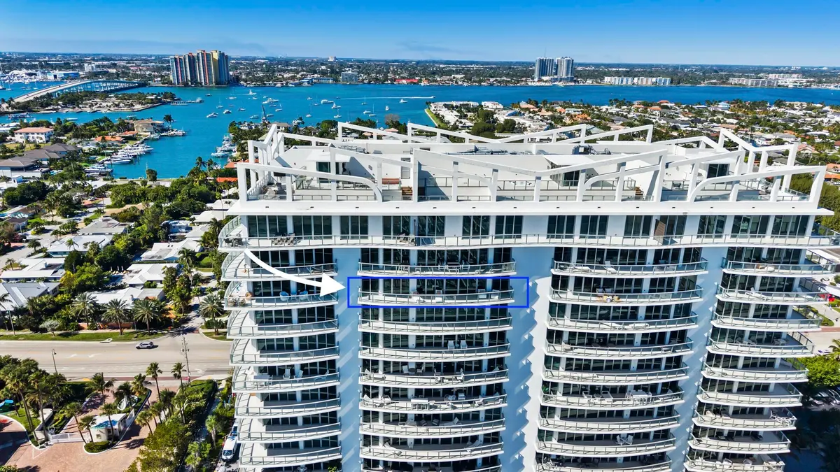32_07 copy at 3100 N Ocean Drive 1804 P, Singer Island