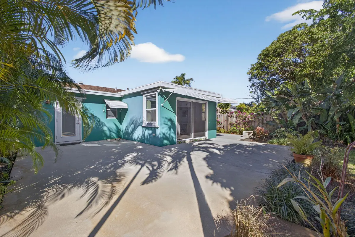 Multiple Outdoor Patios at 616 S N Street, Lake Worth Beach