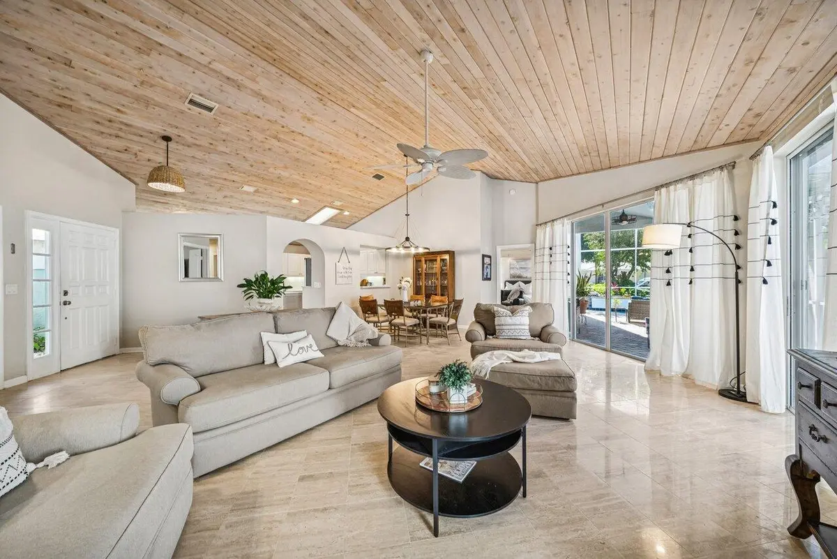Living Room at 9112 Baybury Lane, West Palm Beach