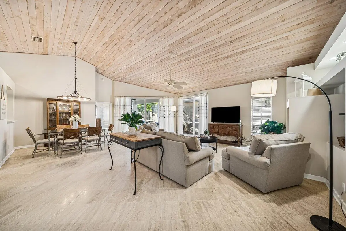 Living Room at 9112 Baybury Lane, West Palm Beach