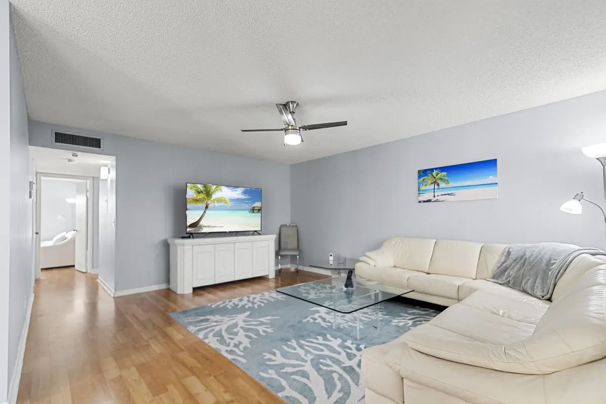_dsc7762 at 605 Flanders M, Delray Beach