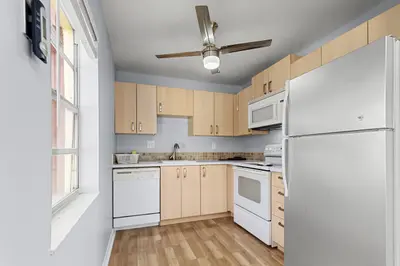605 Flanders M, Delray Beach – Condominium for sale