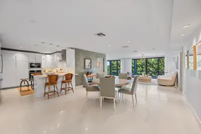 2275 S Ocean Boulevard 307n & C10n, Palm Beach – Condominium for sale