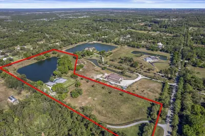 10975 Randolph Siding Road, Jupiter – Single Family Residence for sale