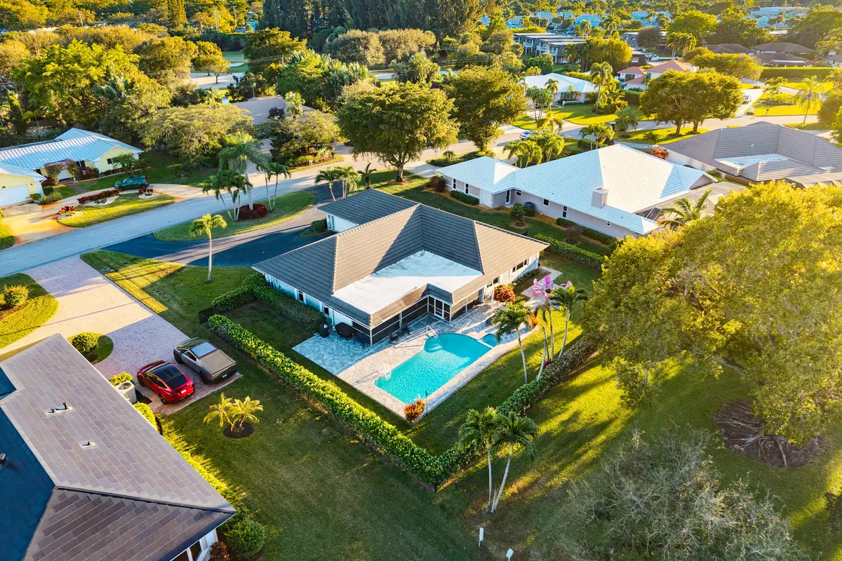 064-413SouthCountryClubDrive-Atlantis-FL at 413 S Country Club Drive, Atlantis