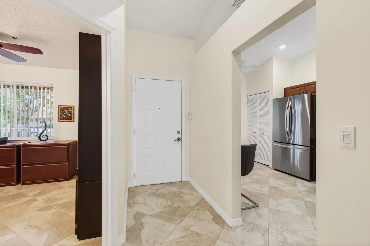 16-web-or-mls-DSC_8505 at 5876 Regal Glen Drive 203, Boynton Beach