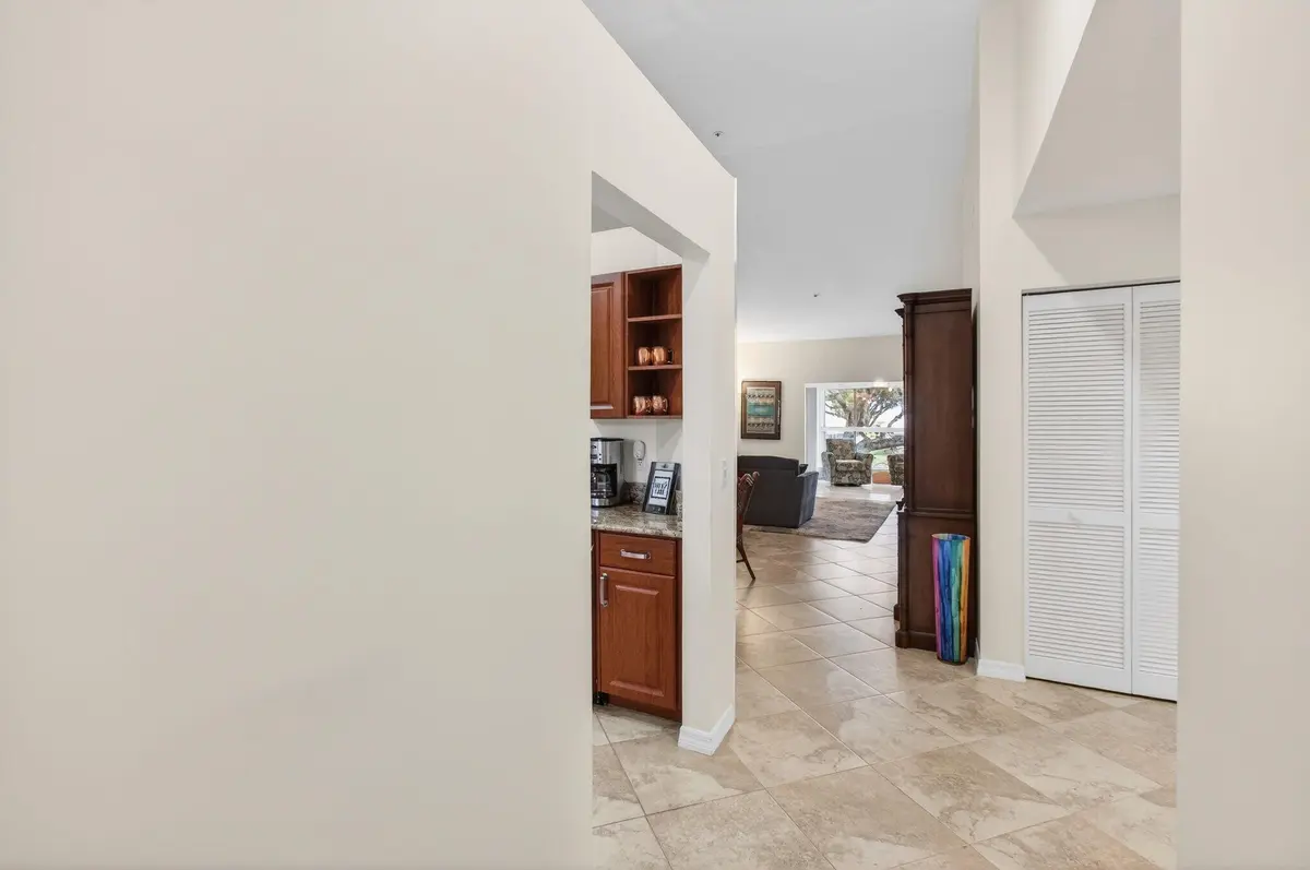 19-web-or-mls-DSC_8522 at 5876 Regal Glen Drive 203, Boynton Beach
