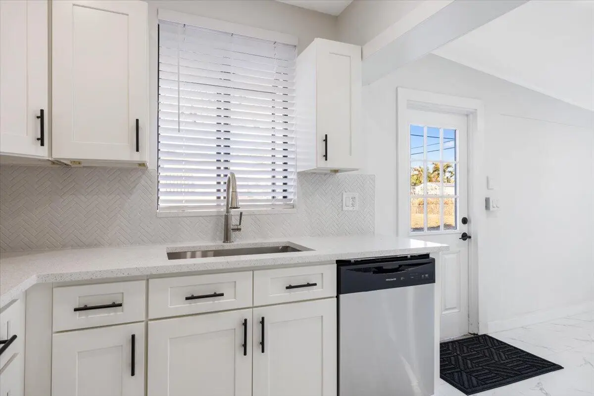 21-0B2A4894 at 161 SE Celestia Court, Port St. Lucie