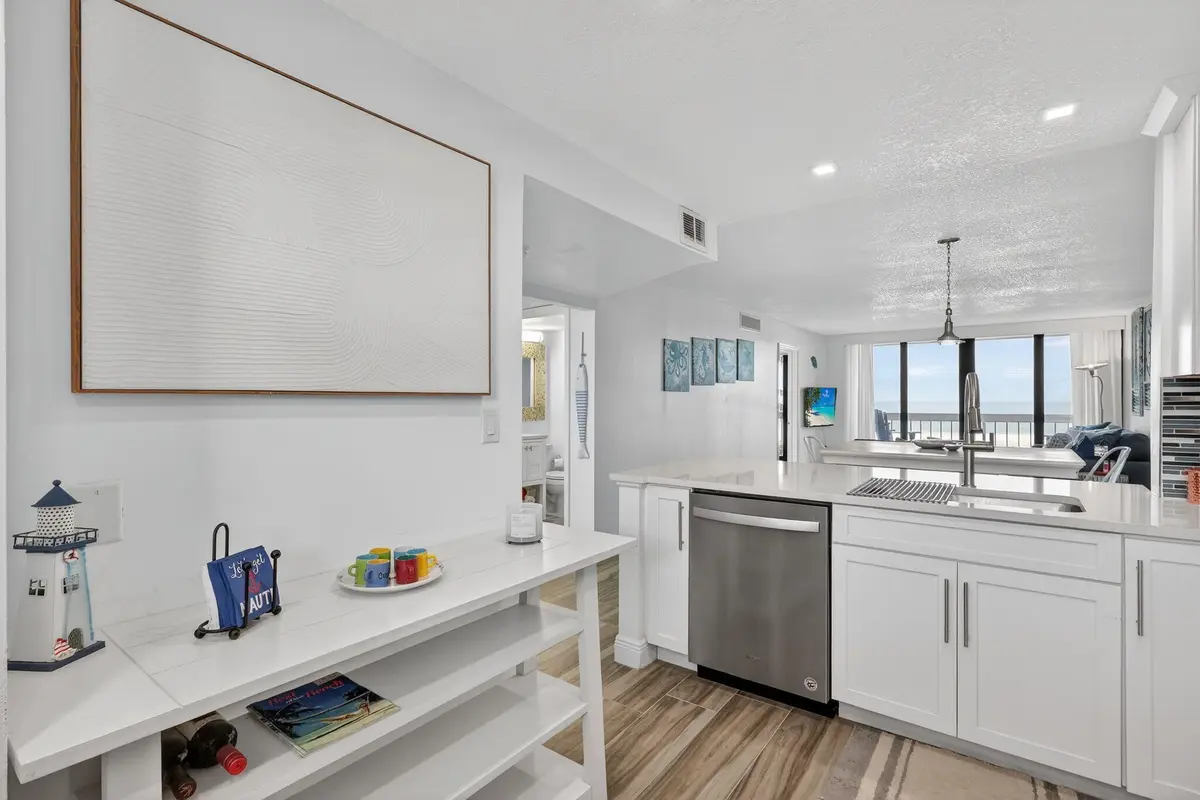 22-web-or-mls-7R7A8181 at 9940 S Ocean Drive 202, Jensen Beach