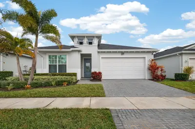 607 SE Mulberry Way, Port St. Lucie – sold