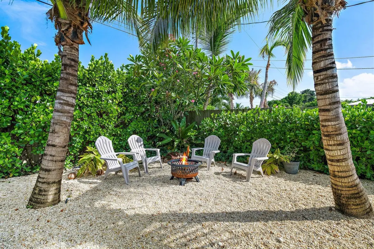 20240220195704891916000000-o at 356 Mars Avenue, Tequesta
