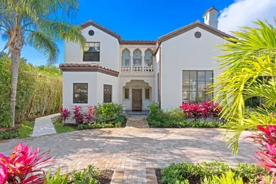 206 Greymon Drive, West Palm Beach – sold