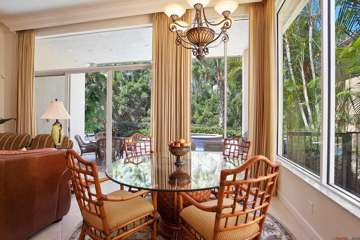 Breakfast Nook at 206 Porto Vecchio Way, Palm Beach Gardens