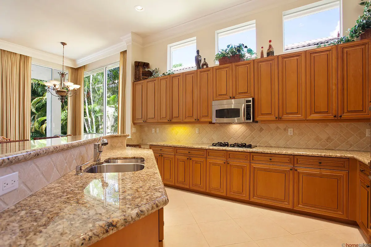 Kitchen at 206 Porto Vecchio Way, Palm Beach Gardens