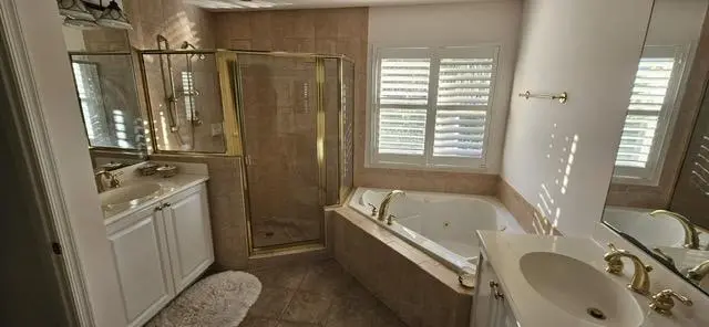 Las Mbath at 179 Las Brisas Circle, Hypoluxo