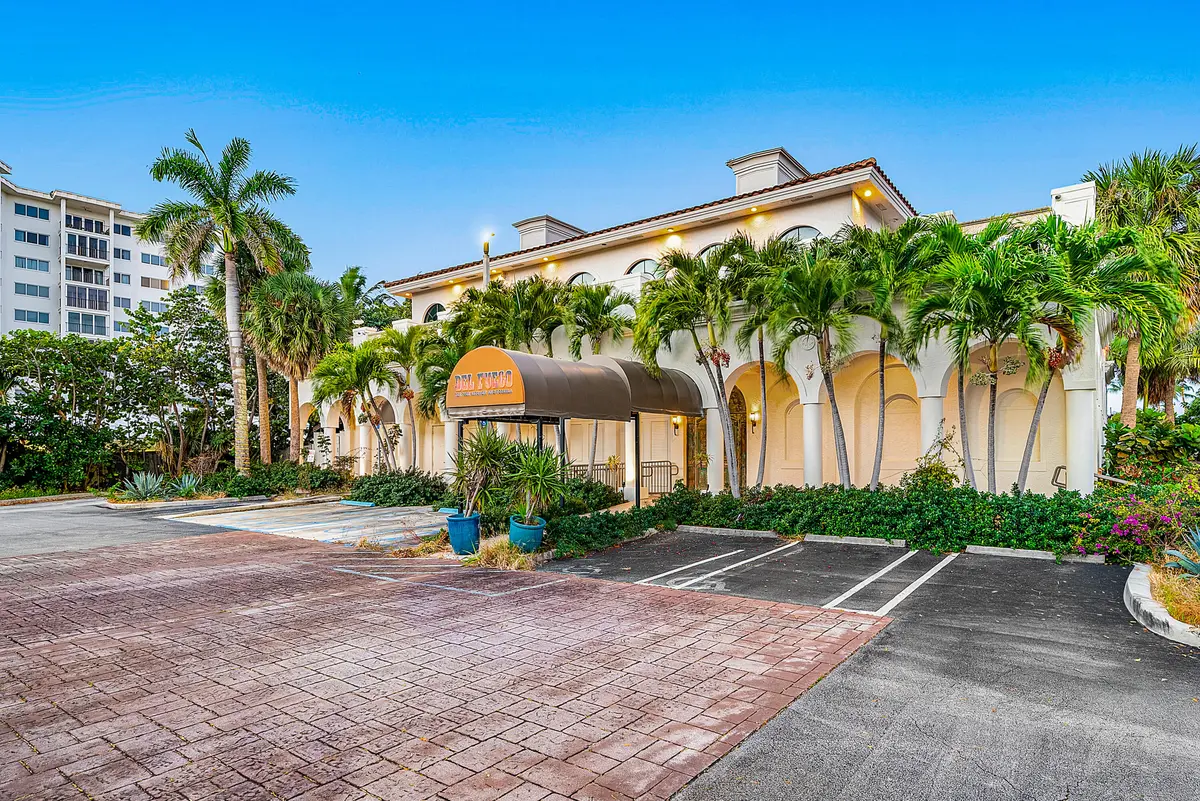 002-900EastAtlanticAvenue-DelrayBeach-FL at 900 E Atlantic Avenue 22, Delray Beach
