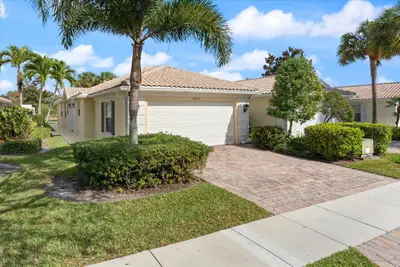 8255 Quito Place, Wellington – sold