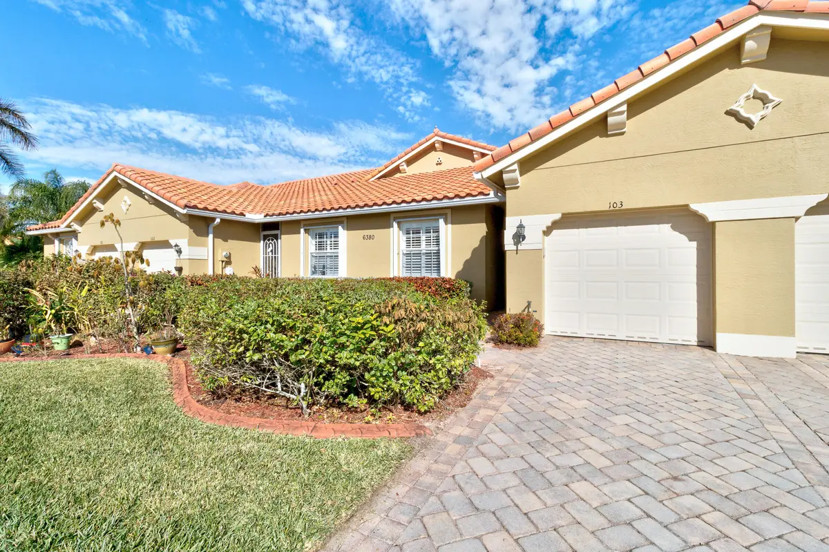 Front of House at 6380 Oxford Circle 103, Vero Beach