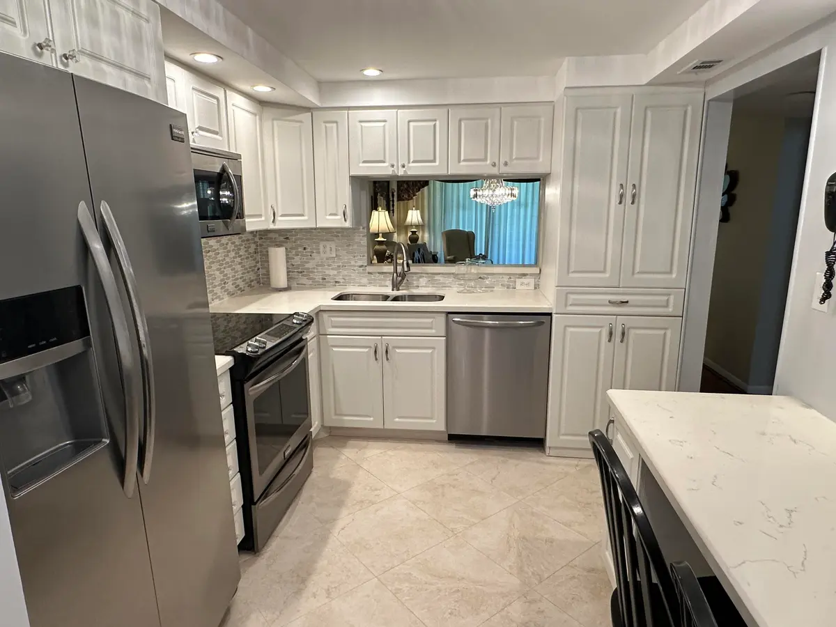 IMG_3563 at 1101 Colony Point Circle 108, Pembroke Pines
