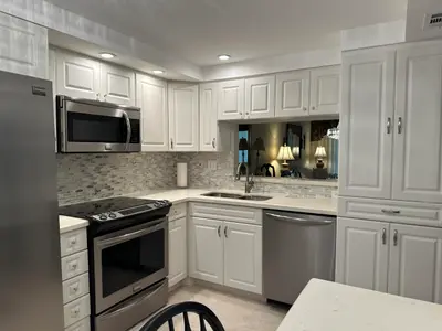1101 Colony Point Circle 108, Pembroke Pines – Condominium for sale