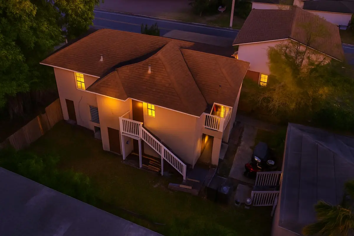 805 duplex roof at 805 20th Street A,b,c, West Palm Beach