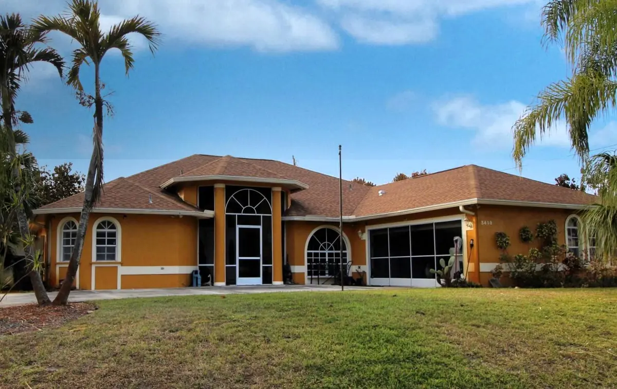 Exterior at 3410 SE Hart Circle, Port St. Lucie