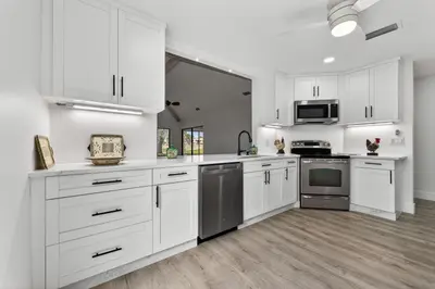 6893 SE Bunker Hill Drive, Hobe Sound – sold