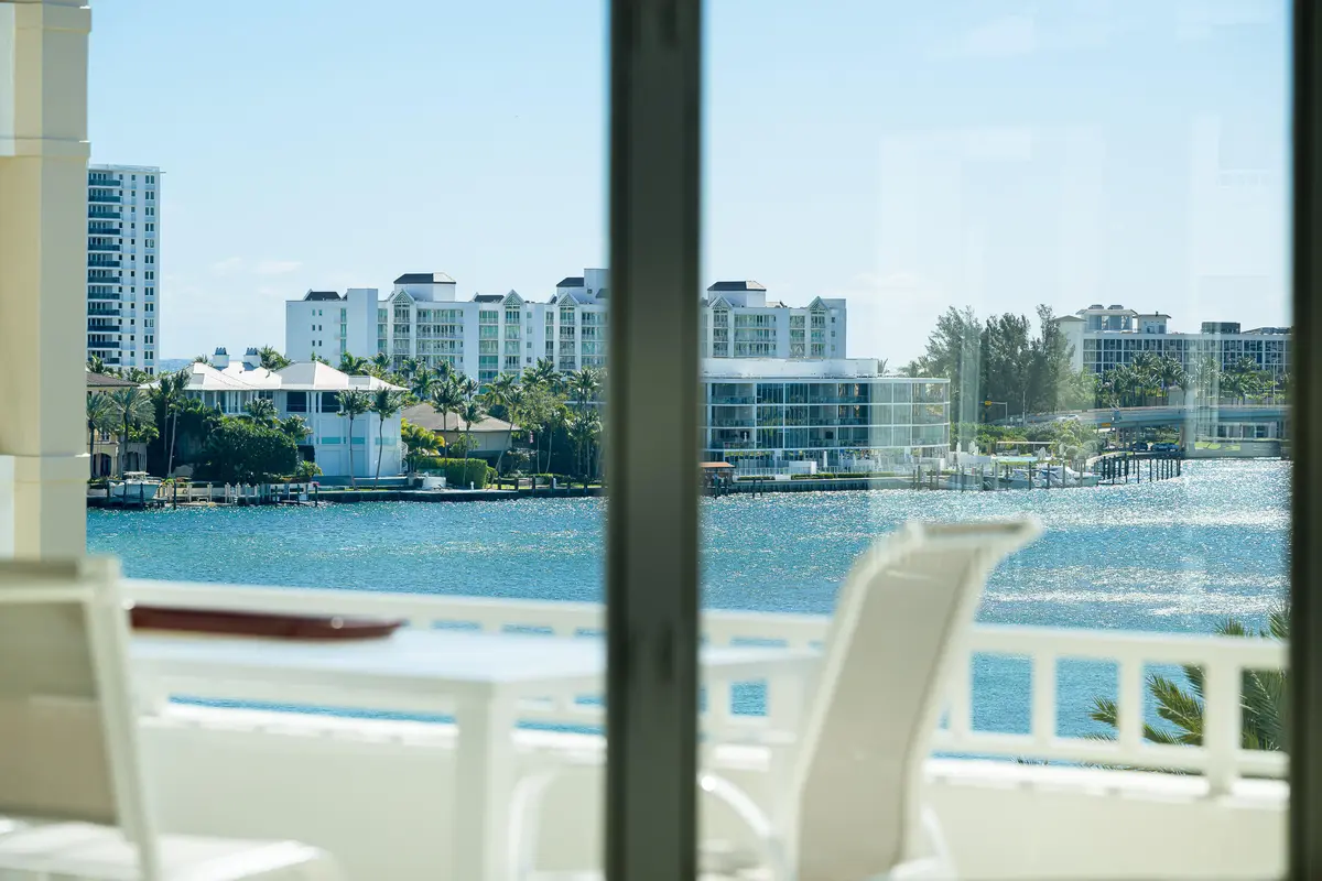 6110-3 at 300 SE 5th Avenue 6110, Boca Raton