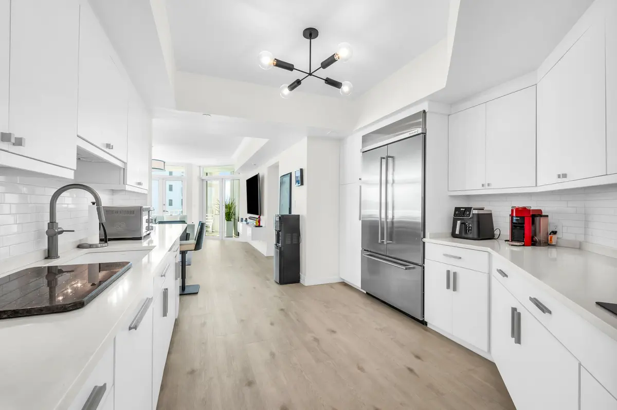 6110-13 at 300 SE 5th Avenue 6110, Boca Raton