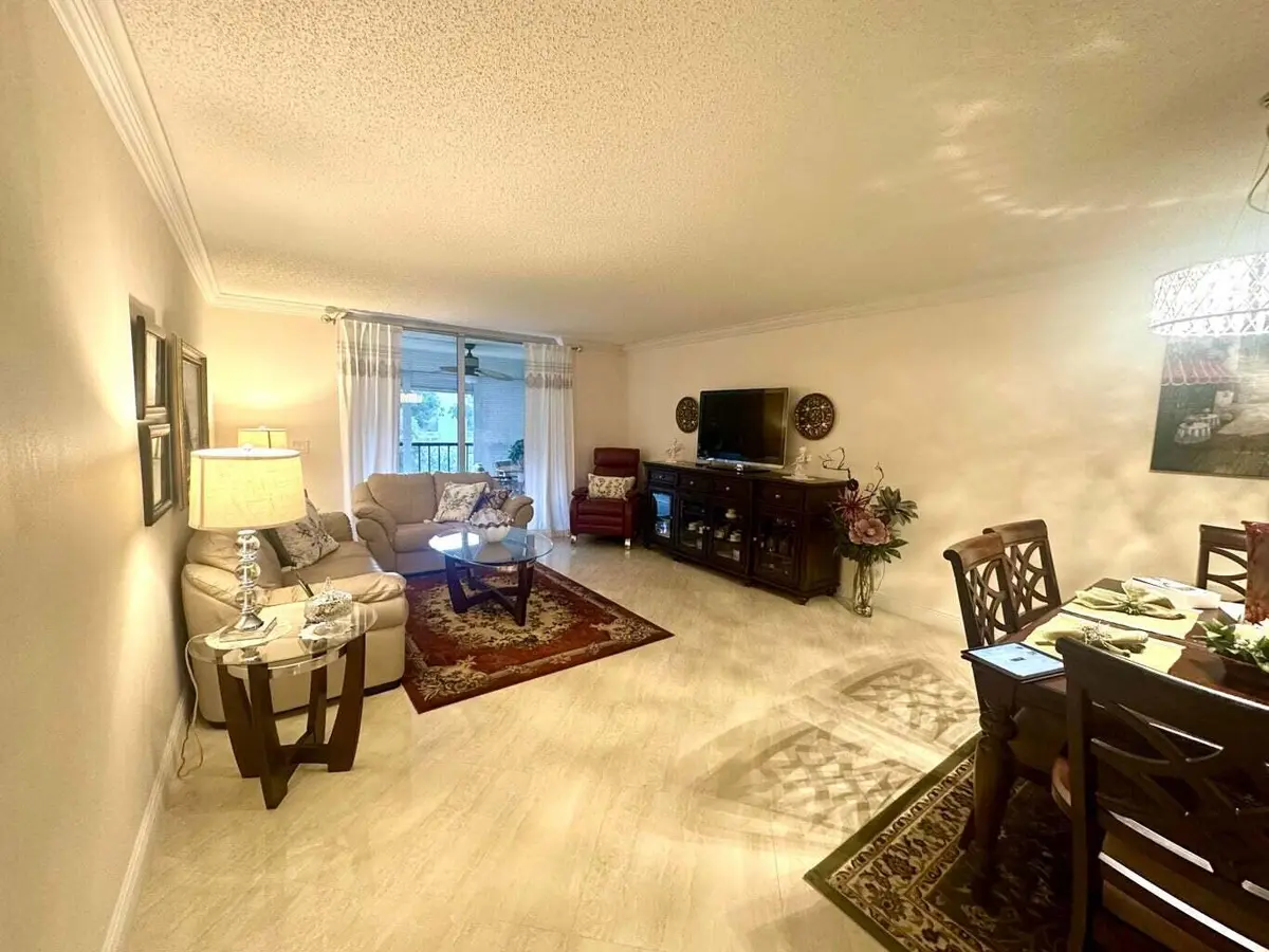 Living room at 14773 Cumberland Drive, Delray Beach