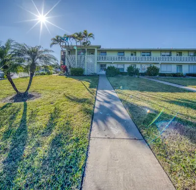 1720 NW 20th Avenue 201, Delray Beach – sold