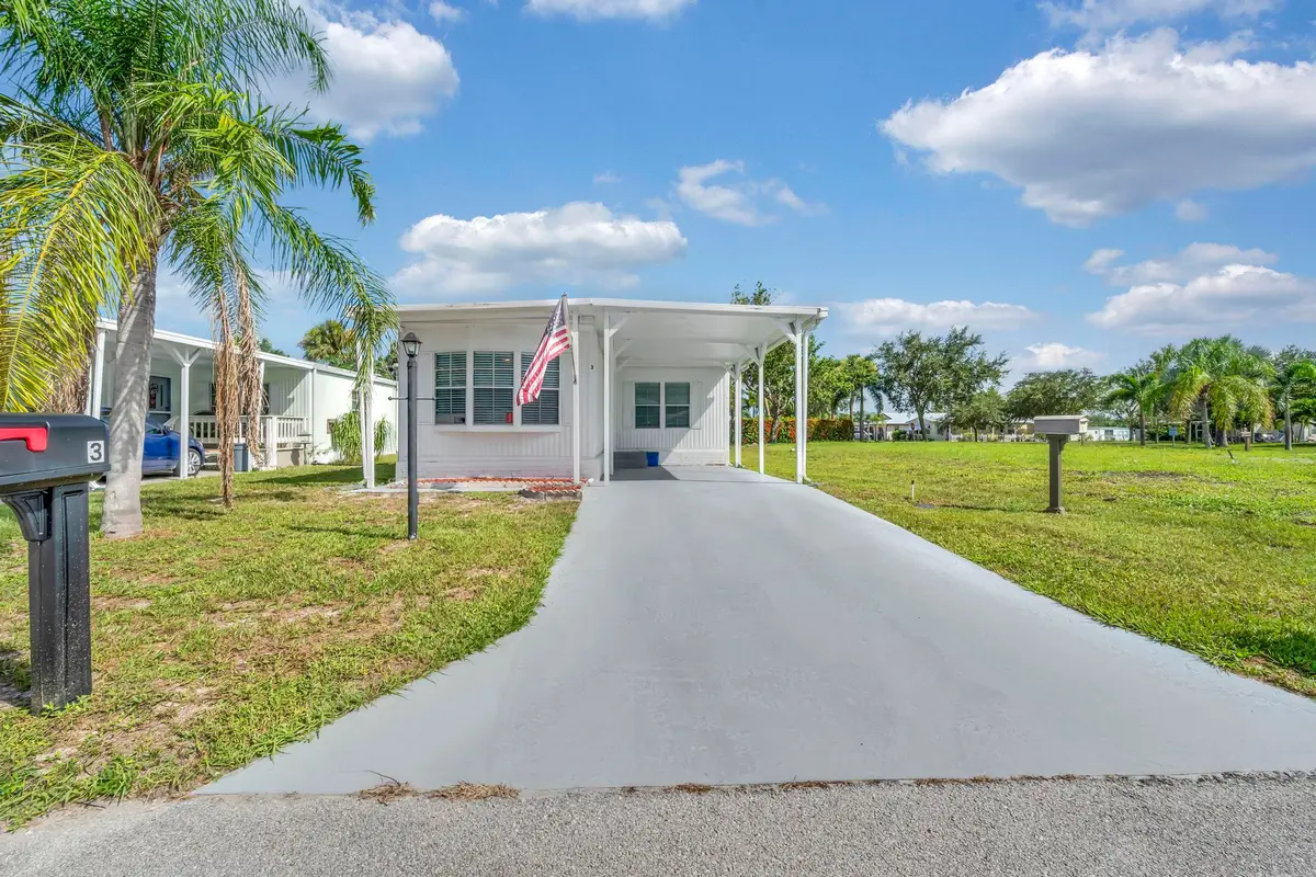 Z63_0899 at 3 Alcala Lane, Port St. Lucie
