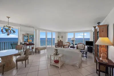 3360 S Ocean Boulevard 6 D I, Palm Beach – sold
