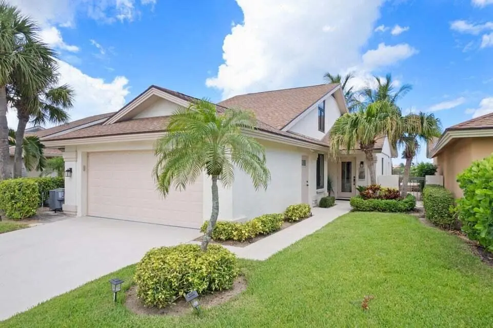 WELCOME HOME at 197 Ridge Road, Jupiter