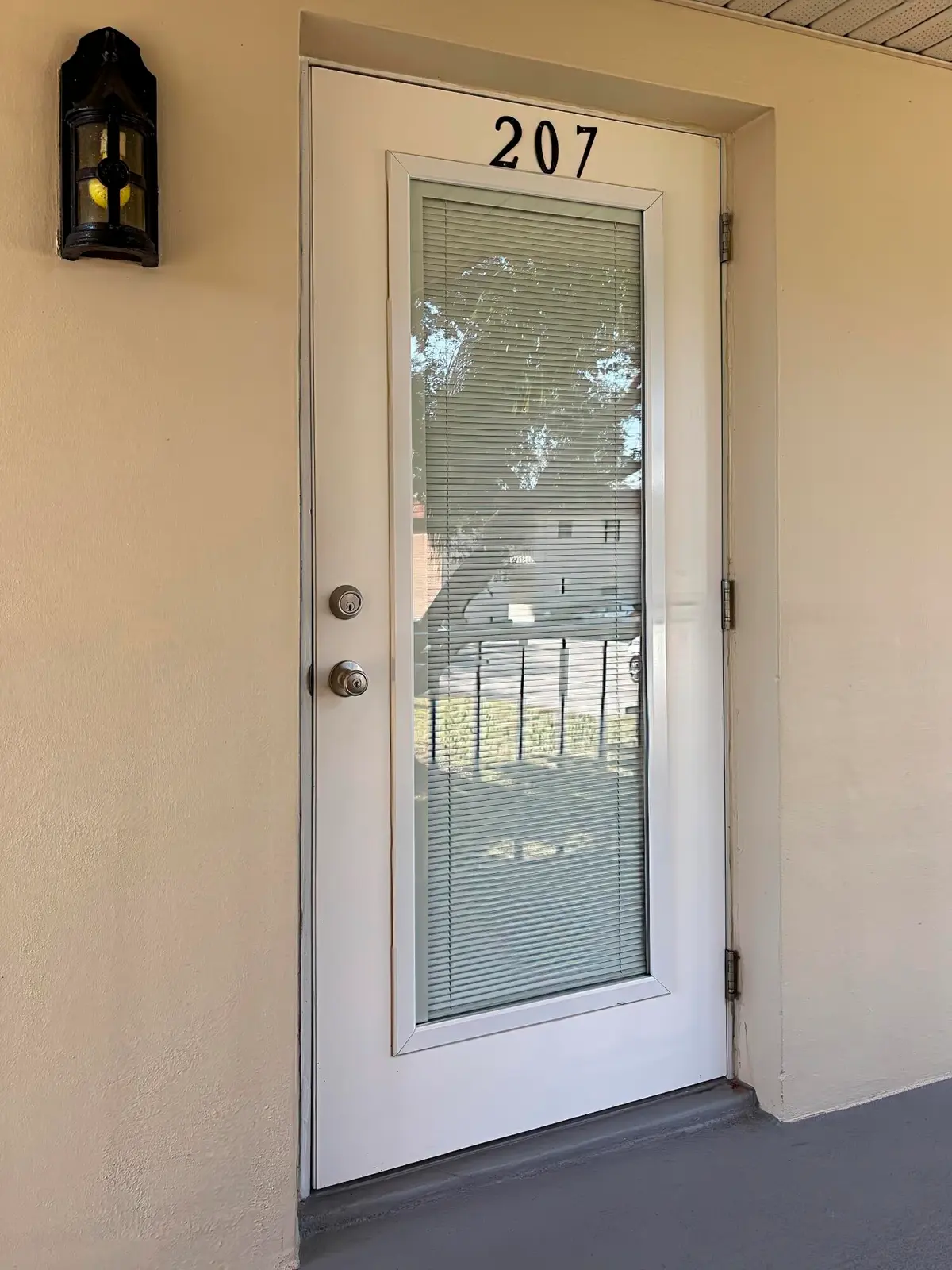Front door at 53 Woodland Drive 207, Vero Beach