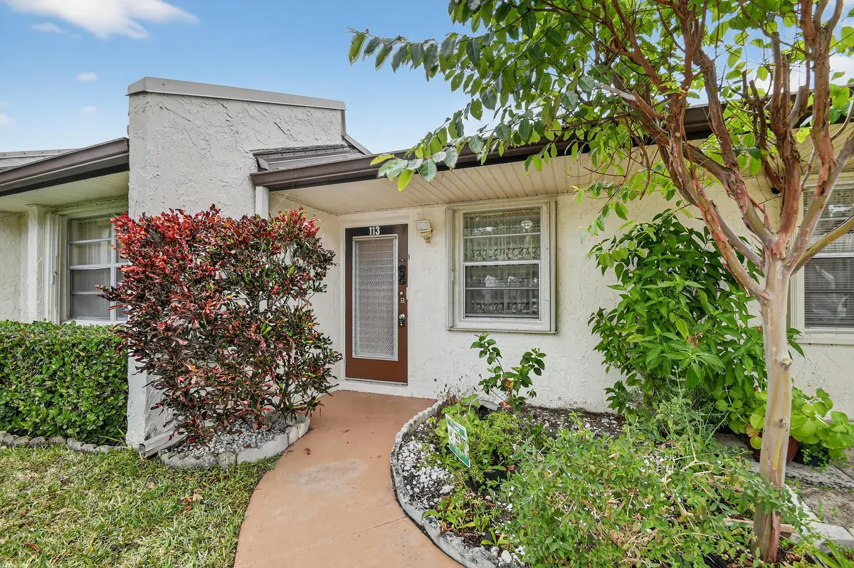 PIC3 at 113 Lake Olive Drive 113, West Palm Beach