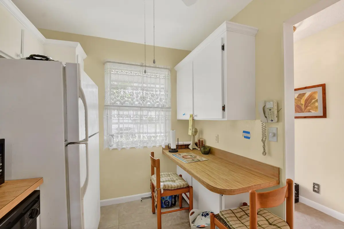 PIC7 at 113 Lake Olive Drive 113, West Palm Beach